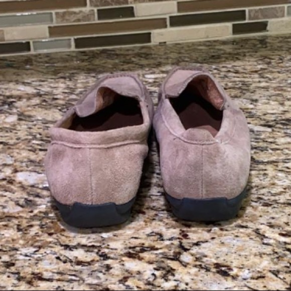 Suede tan Hush Puppies loafers - Picture 3 of 6